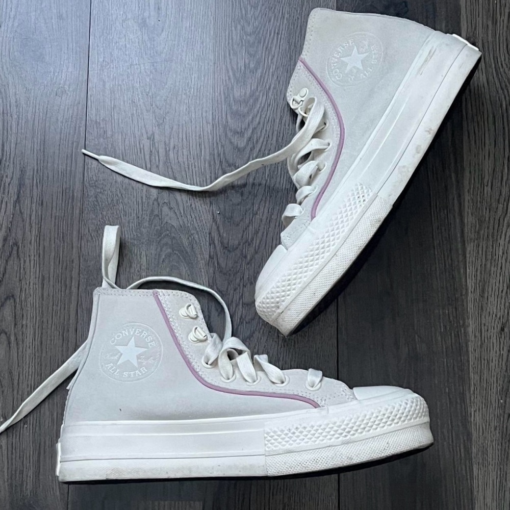 Converse High-Tops in White and Light Pink